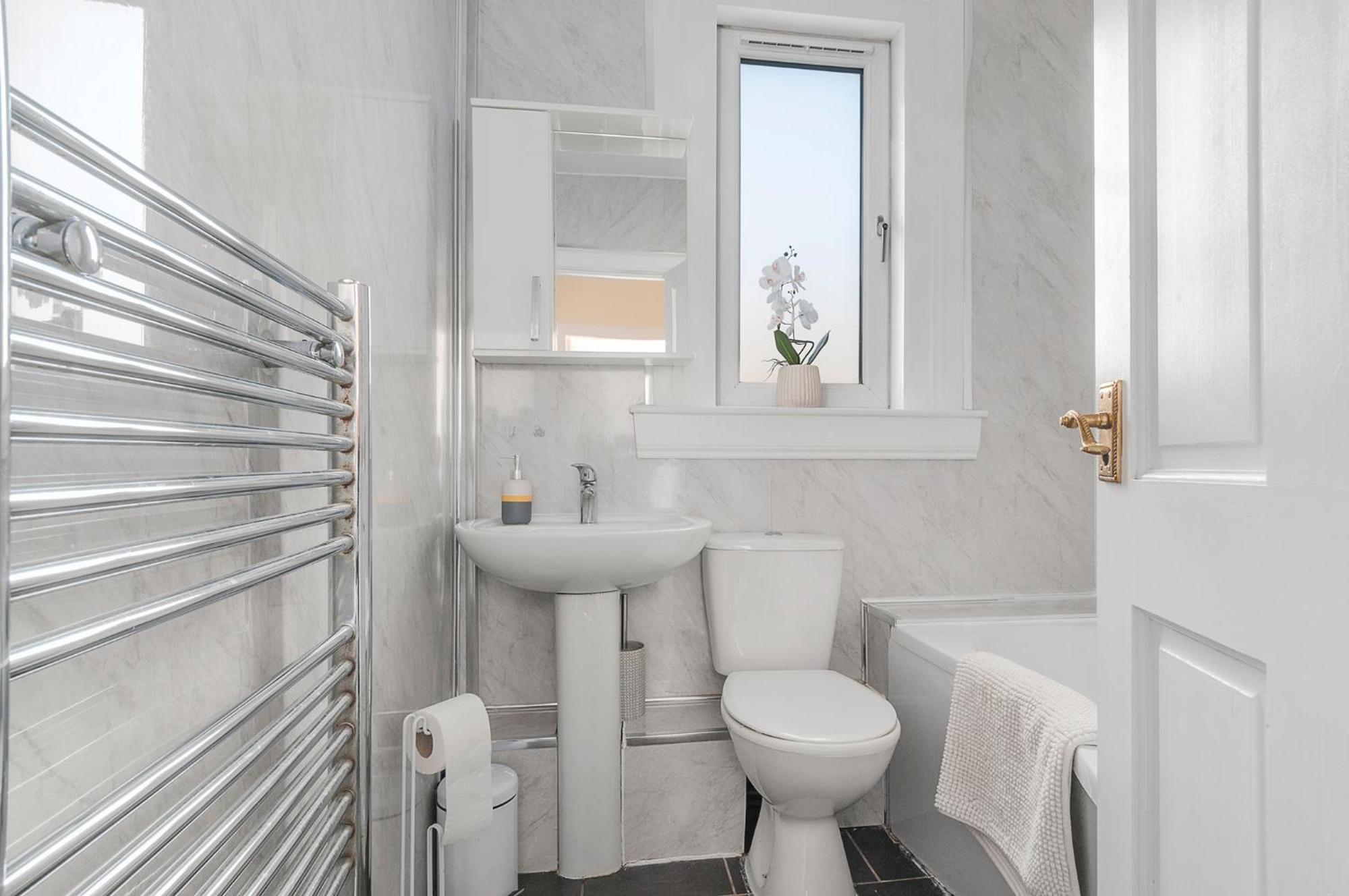 2 Bed Property, Sleeps 5, Free Parking, Near City Centre إدنبرة المظهر الخارجي الصورة